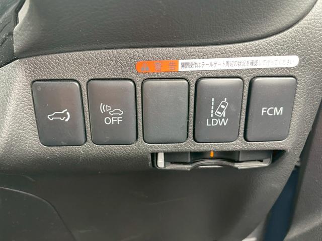 アウトランダーＰＨＥＶ Ｇプレミアムパッケージ　４ＷＤ　ＳＤナビ　リアカメラ　フルセグ　スマートキー　ＨＩＤヘッドライト　衝突軽減ブレーキ　ドラレコ　クルコン　Ｂｌｕｅｔｏｏｔｈ　ＵＳＢ　社外アルミ　ＥＴＣ（35枚目）