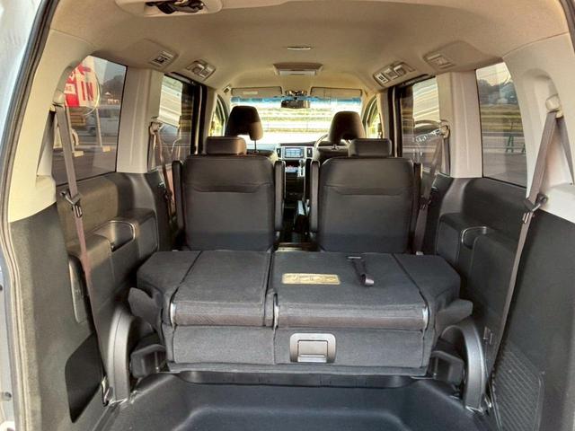 ステップワゴンスパーダ Ｚ　クールスピリット　ＨＤＤナビ　リアカメラ　フルセグ　フリップダウンモニター　スマートキー　ＨＩＤヘッドライト　両側パワスラ　車高調　ＵＳＢ　純正１７インチアルミ　ＥＴＣ（56枚目）