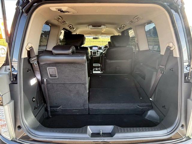 エルグランド ライダー 黒本革シート HDDナビ アラウンドビューモニター フルセグ フリップダウンモニター スマートキー LEDヘッドライト 革シート シートヒーター クルコン Bluetooth 車高調 社外21インチアルミ(53枚目)