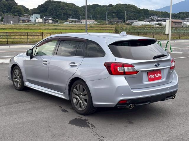 レヴォーグ １．６ＧＴアイサイト　プラウドエディション　４ＷＤ　メモリーナビ　リアカメラ　フルセグ　スマートキー　ＬＥＤヘッドライト　衝突軽減ブレーキ　ドラレコ　クルコン　Ｂｌｕｅｔｏｏｔｈ　ＵＳＢ　純正１７インチアルミ　ＥＴＣ（9枚目）