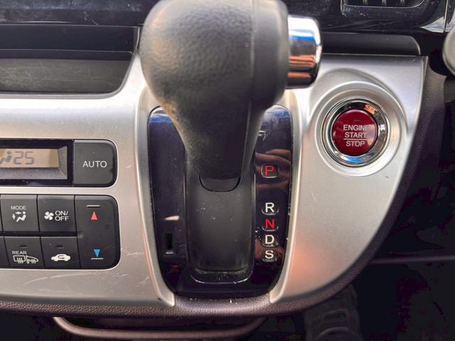 専門店で施工すると5万円〜10万円程度かかりますが、当店ならご購入時に合わせて施工させていただきますと、約半額でご購入いただけます。