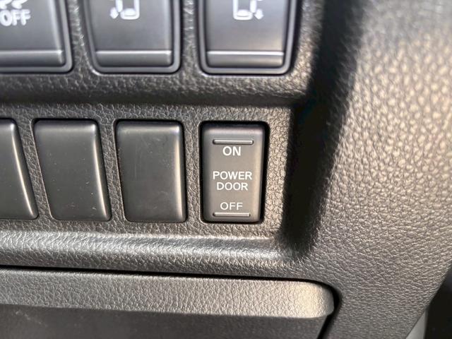 エルグランド 250ハイウェイスターアーバンクロム HDDナビ フルセグTV リアカメラ フリップダウンモニター スマートキー HIDヘッドライト 両側パワスラ 前ドラレコ Bluetooth 社外17インチアルミ ETC(25枚目)