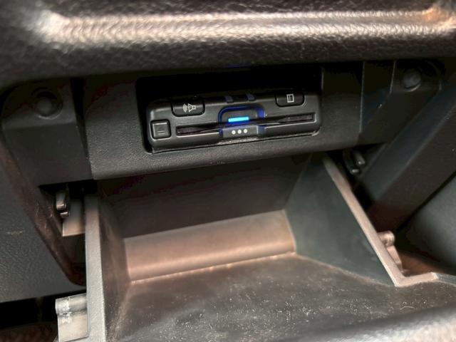 エルグランド 250ハイウェイスターアーバンクロム HDDナビ フルセグTV リアカメラ フリップダウンモニター スマートキー HIDヘッドライト 両側パワスラ 前ドラレコ Bluetooth 社外17インチアルミ ETC(36枚目)