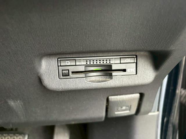 プリウス Sツーリングセレクション HDDナビ フルセグTV リアカメラ スマートキー LEDヘッドライト Bluetooth クルコン 純正17インチアルミ ETC(30枚目)