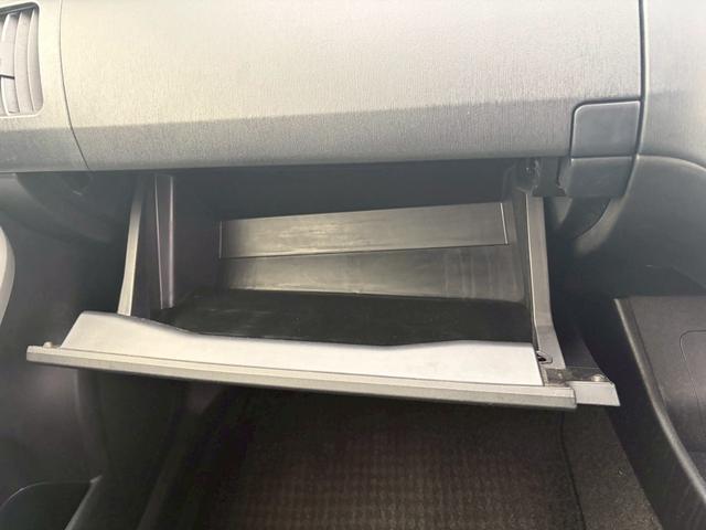 プリウス Sツーリングセレクション HDDナビ フルセグTV リアカメラ スマートキー LEDヘッドライト Bluetooth クルコン 純正17インチアルミ ETC(38枚目)