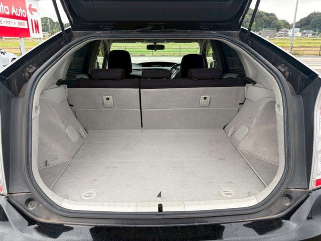 プリウス Sツーリングセレクション HDDナビ フルセグTV リアカメラ スマートキー LEDヘッドライト Bluetooth クルコン 純正17インチアルミ ETC(44枚目)