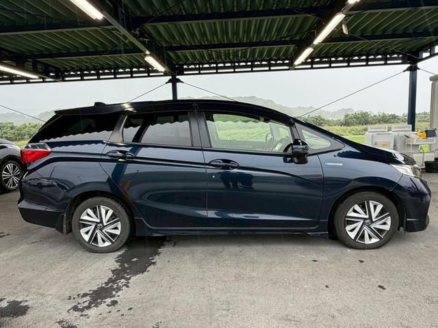 シャトル ハイブリッドX メモリーナビ フルセグTV リアカメラ スマートキー LEDヘッドライト 衝突軽減ブレーキ Bluetooth クルコン 純正15インチ鉄 ETC(8枚目)