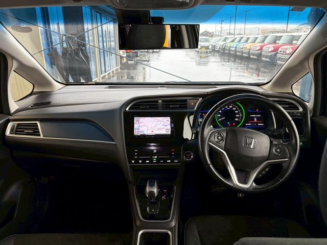 シャトル ハイブリッドX メモリーナビ フルセグTV リアカメラ スマートキー LEDヘッドライト 衝突軽減ブレーキ Bluetooth クルコン 純正15インチ鉄 ETC(18枚目)