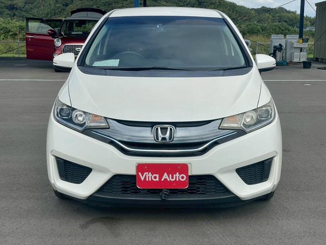 フィットハイブリッド Ｌパッケージ　メモリーナビ　フルセグＴＶ　リアカメラ　スマートキー　ＬＥＤヘッドライト　前後ドラレコ　Ｂｌｕｅｔｏｏｔｈ　クルコン　純正１５インチ鉄　ＥＴＣ（9枚目）