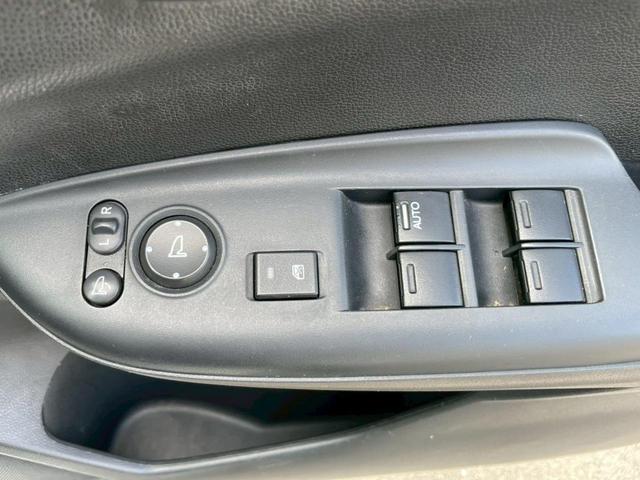 フィットハイブリッド Ｌパッケージ　メモリーナビ　フルセグＴＶ　リアカメラ　スマートキー　ＬＥＤヘッドライト　前後ドラレコ　Ｂｌｕｅｔｏｏｔｈ　クルコン　純正１５インチ鉄　ＥＴＣ（40枚目）