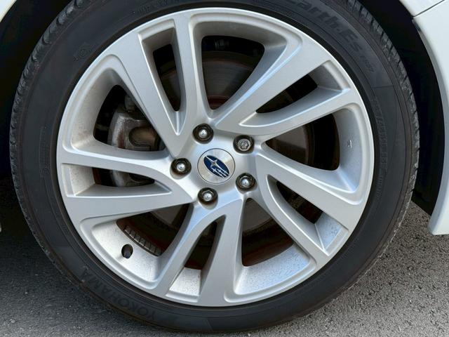 レヴォーグ 1.6GTアイサイト Sスタイル 4WD メモリーナビ フルセグTV リアカメラ スマートキー LEDヘッドライト 衝突軽減ブレーキ 前後ドラレコ Bluetooth ACC 純正18インチアルミ ETC(16枚目)