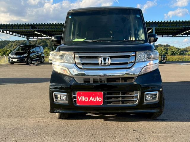 Ｎ－ＢＯＸカスタム Ｇ・ターボＬパッケージ　メモリーナビ　フルセグＴＶ　リアカメラ　スマートキー　ＨＩＤヘッドライト　衝突軽減ブレーキ　両側パワスラ　Ｂｌｕｅｔｏｏｔｈ　クルコン　純正１５インチアルミ　ＥＴＣ（3枚目）