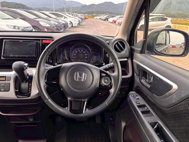 Ｎ－ＷＧＮカスタム Ｇ・ターボパッケージ　ＳＤナビ　フルセグＴＶ　スマートキー　ＨＩＤヘッドライト　衝突軽減ブレーキ　前ドラレコ　Ｂｌｕｅｔｏｏｔｈ　純正１４インチアルミ　ＥＴＣ（19枚目）