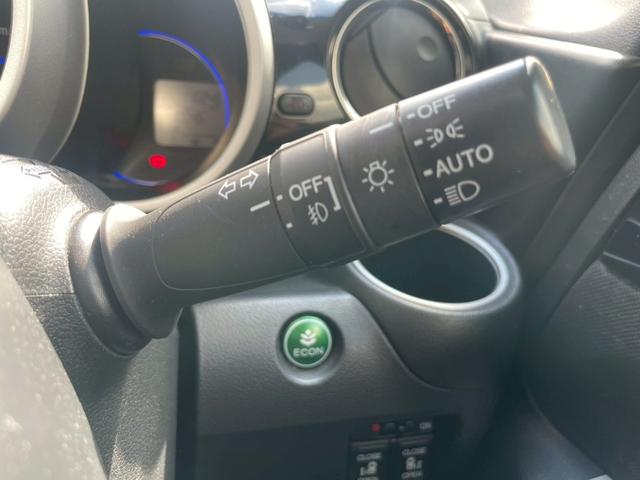 N-BOXカスタム G・ターボLパッケージ ディスプレイオーディオ リアカメラ スマートキー HIDヘッドライト 両側パワスラ クルコン 純正15インチアルミ ETC(27枚目)