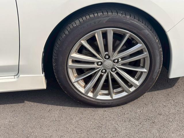 インプレッサスポーツ ２．０ｉ－Ｓアイサイト　４ＷＤ　ＳＤナビ　フルセグＴＶ　リアカメラ　スマートキー　ＨＩＤヘッドライト　衝突軽減ブレーキ　前ドラレコ　Ｂｌｕｅｔｏｏｔｈ　ＡＣＣ　純正１７インチアルミ　ＥＴＣ（16枚目）