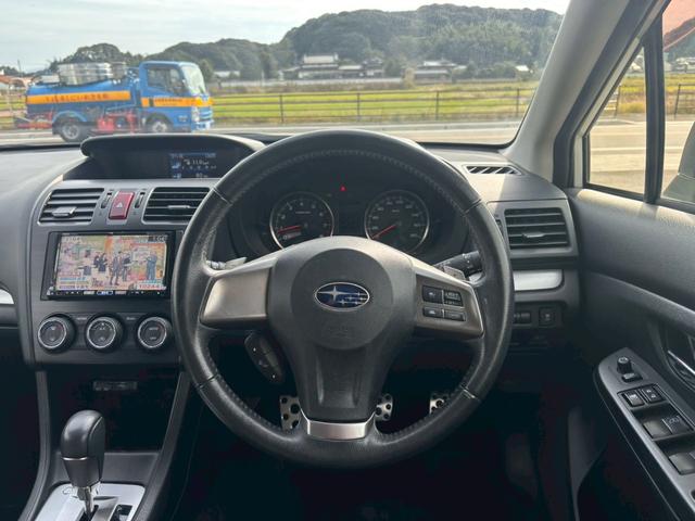 インプレッサスポーツ ２．０ｉ－Ｓアイサイト　４ＷＤ　ＳＤナビ　フルセグＴＶ　リアカメラ　スマートキー　ＨＩＤヘッドライト　衝突軽減ブレーキ　前ドラレコ　Ｂｌｕｅｔｏｏｔｈ　ＡＣＣ　純正１７インチアルミ　ＥＴＣ（19枚目）