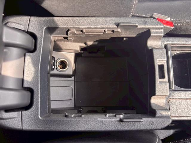 インプレッサスポーツ ２．０ｉ－Ｓアイサイト　４ＷＤ　ＳＤナビ　フルセグＴＶ　リアカメラ　スマートキー　ＨＩＤヘッドライト　衝突軽減ブレーキ　前ドラレコ　Ｂｌｕｅｔｏｏｔｈ　ＡＣＣ　純正１７インチアルミ　ＥＴＣ（33枚目）