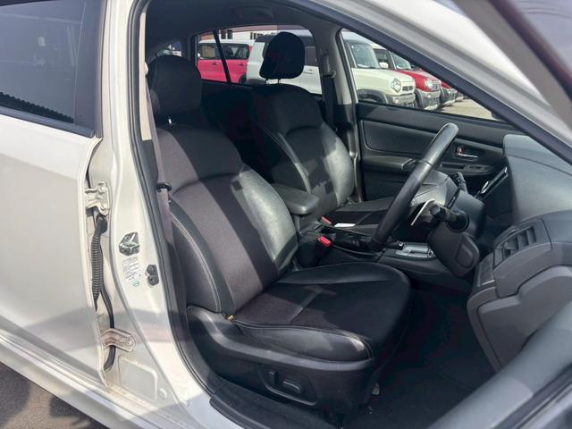 インプレッサスポーツ ２．０ｉ－Ｓアイサイト　４ＷＤ　ＳＤナビ　フルセグＴＶ　リアカメラ　スマートキー　ＨＩＤヘッドライト　衝突軽減ブレーキ　前ドラレコ　Ｂｌｕｅｔｏｏｔｈ　ＡＣＣ　純正１７インチアルミ　ＥＴＣ（35枚目）