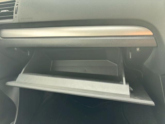 インプレッサスポーツ ２．０ｉ－Ｓアイサイト　４ＷＤ　ＳＤナビ　フルセグＴＶ　リアカメラ　スマートキー　ＨＩＤヘッドライト　衝突軽減ブレーキ　前ドラレコ　Ｂｌｕｅｔｏｏｔｈ　ＡＣＣ　純正１７インチアルミ　ＥＴＣ（39枚目）