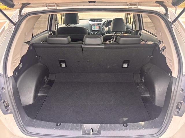 インプレッサスポーツ ２．０ｉ－Ｓアイサイト　４ＷＤ　ＳＤナビ　フルセグＴＶ　リアカメラ　スマートキー　ＨＩＤヘッドライト　衝突軽減ブレーキ　前ドラレコ　Ｂｌｕｅｔｏｏｔｈ　ＡＣＣ　純正１７インチアルミ　ＥＴＣ（44枚目）