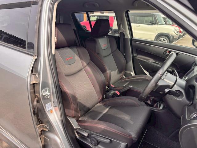 スイフトスポーツ ベースグレード　６速マニュアル　ＨＤＤナビ　フルセグＴＶ　スマートキー　ＨＩＤヘッドライト　Ｂｌｕｅｔｏｏｔｈ　クルコン　純正１７インチアルミ　ＥＴＣ（33枚目）