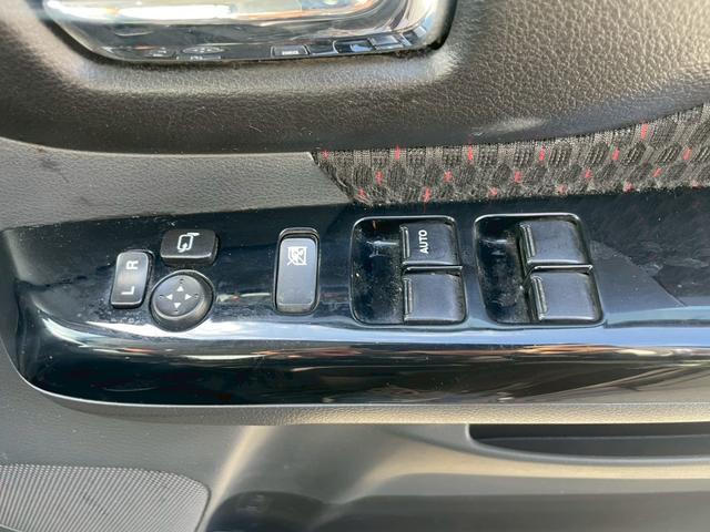 スペーシアカスタム XS 4WD メモリーナビ フルセグTV リアカメラ スマートキー HIDヘッドライト 衝突軽減ブレーキ 両側パワスラ シートヒーター Bluetooth 純正15インチアルミ ETC(30枚目)