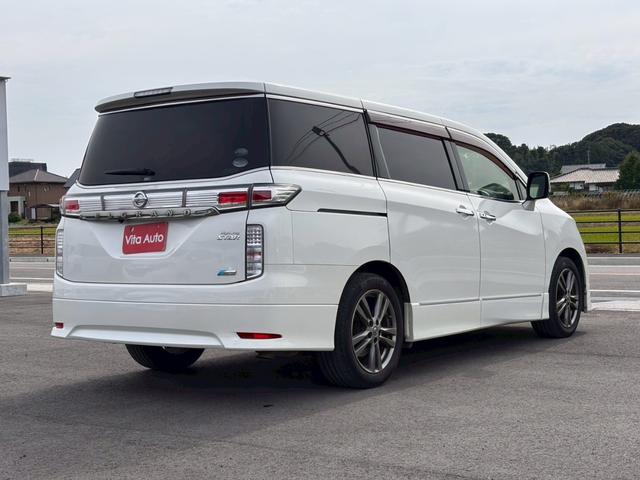 エルグランド ２５０ハイウェイスターアーバンクロム　ＳＤナビ　フルセグＴＶ　リアカメラ　スマートキー　ＨＩＤヘッドライト　両側パワスラ　前後ドラレコ　Ｂｌｕｅｔｏｏｔｈ　純正１８インチアルミ　ＥＴＣ（13枚目）