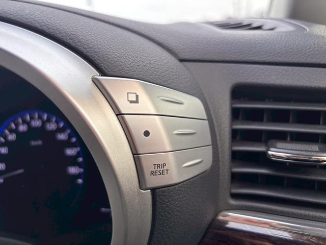 エルグランド ２５０ハイウェイスターアーバンクロム　ＳＤナビ　フルセグＴＶ　リアカメラ　スマートキー　ＨＩＤヘッドライト　両側パワスラ　前後ドラレコ　Ｂｌｕｅｔｏｏｔｈ　純正１８インチアルミ　ＥＴＣ（29枚目）