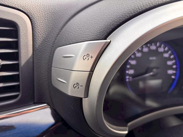 エルグランド ２５０ハイウェイスターアーバンクロム　ＳＤナビ　フルセグＴＶ　リアカメラ　スマートキー　ＨＩＤヘッドライト　両側パワスラ　前後ドラレコ　Ｂｌｕｅｔｏｏｔｈ　純正１８インチアルミ　ＥＴＣ（30枚目）