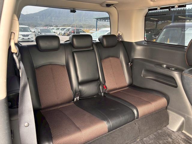 エルグランド ２５０ハイウェイスターアーバンクロム　ＳＤナビ　フルセグＴＶ　リアカメラ　スマートキー　ＨＩＤヘッドライト　両側パワスラ　前後ドラレコ　Ｂｌｕｅｔｏｏｔｈ　純正１８インチアルミ　ＥＴＣ（44枚目）