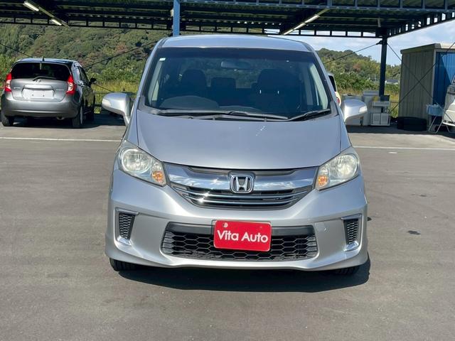 フリードハイブリッド ジャストセレクション メモリーナビ ワンセグTV リアカメラ スマートキー HIDヘッドライト 両側パワスラ Bluetooth クルコン 純正15インチ鉄 ETC(4枚目)