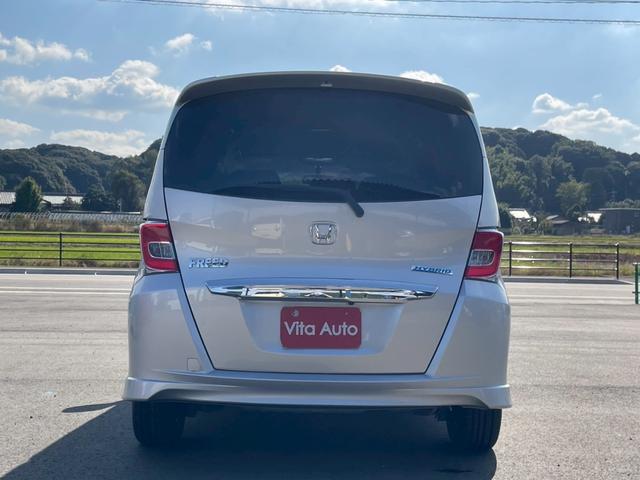 フリードハイブリッド ジャストセレクション メモリーナビ ワンセグTV リアカメラ スマートキー HIDヘッドライト 両側パワスラ Bluetooth クルコン 純正15インチ鉄 ETC(10枚目)