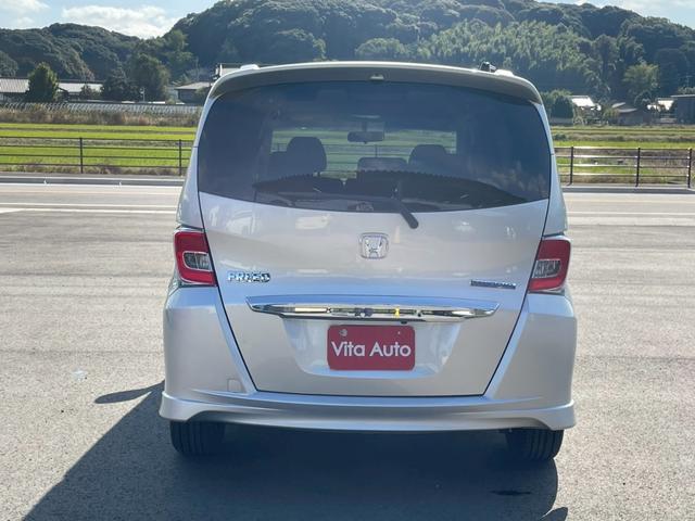 フリードハイブリッド ジャストセレクション メモリーナビ ワンセグTV リアカメラ スマートキー HIDヘッドライト 両側パワスラ Bluetooth クルコン 純正15インチ鉄 ETC(11枚目)