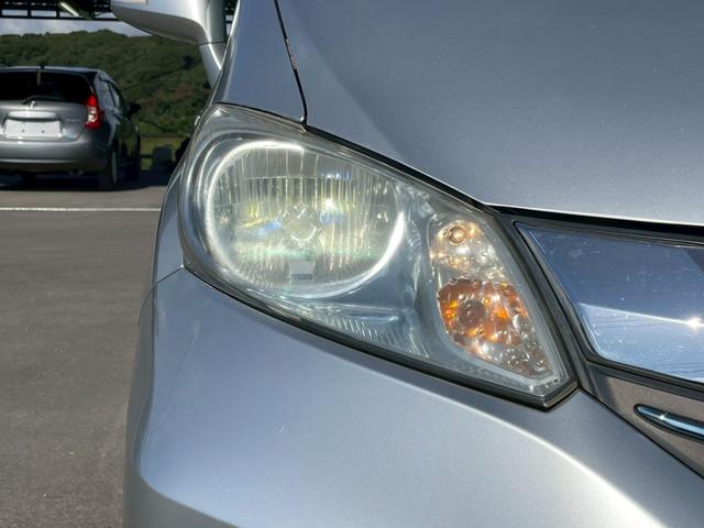 フリードハイブリッド ジャストセレクション メモリーナビ ワンセグTV リアカメラ スマートキー HIDヘッドライト 両側パワスラ Bluetooth クルコン 純正15インチ鉄 ETC(14枚目)