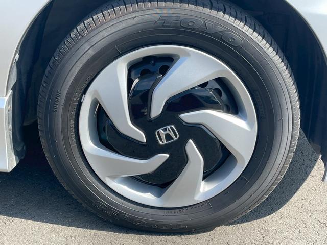 フリードハイブリッド ジャストセレクション メモリーナビ ワンセグTV リアカメラ スマートキー HIDヘッドライト 両側パワスラ Bluetooth クルコン 純正15インチ鉄 ETC(16枚目)