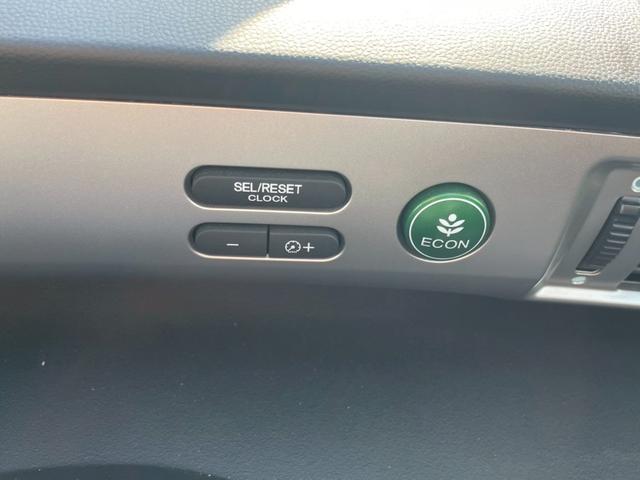 フリードハイブリッド ジャストセレクション メモリーナビ ワンセグTV リアカメラ スマートキー HIDヘッドライト 両側パワスラ Bluetooth クルコン 純正15インチ鉄 ETC(29枚目)