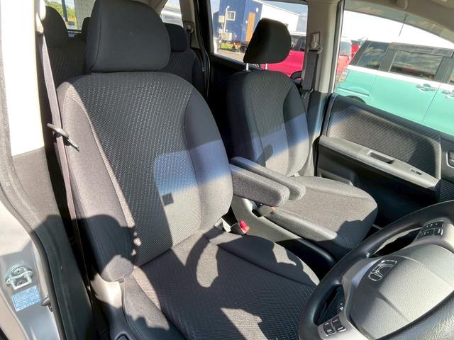 フリードハイブリッド ジャストセレクション メモリーナビ ワンセグTV リアカメラ スマートキー HIDヘッドライト 両側パワスラ Bluetooth クルコン 純正15インチ鉄 ETC(35枚目)