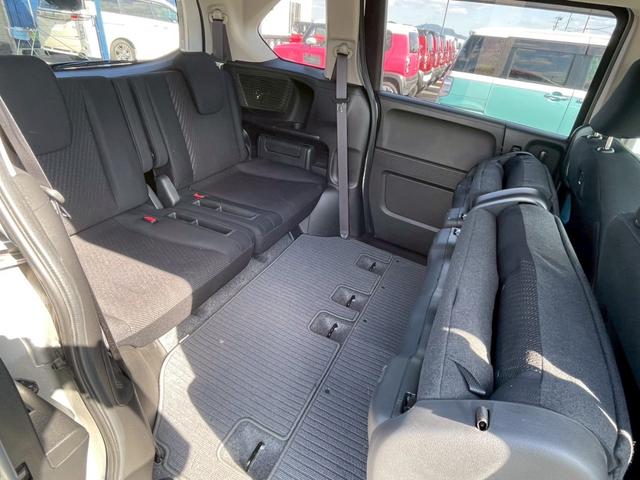 フリードハイブリッド ジャストセレクション メモリーナビ ワンセグTV リアカメラ スマートキー HIDヘッドライト 両側パワスラ Bluetooth クルコン 純正15インチ鉄 ETC(40枚目)