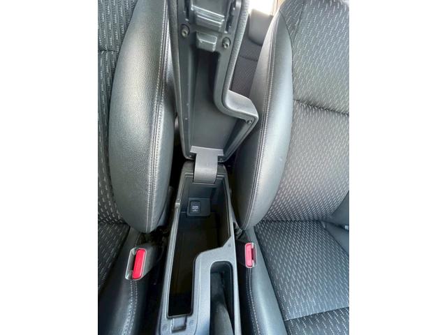 フィットハイブリッド Ｌパッケージ　メモリーナビ　ワンセグＴＶ　リアカメラ　スマートキー　ＬＥＤヘッドライト　Ｂｌｕｅｔｏｏｔｈ　クルコン　社外１５インチアルミ　ＥＴＣ（36枚目）