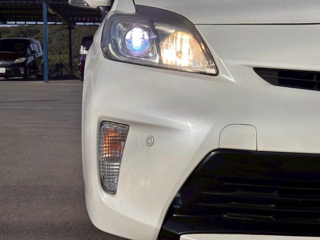 プリウス Ｓ　メモリーナビ　ワンセグＴＶ　リアカメラ　スマートキー　ＨＩＤヘッドライト　Ｂｌｕｅｔｏｏｔｈ　純正１５インチアルミ　ＥＴＣ（18枚目）