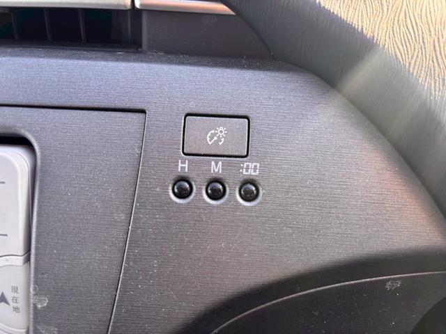 プリウス Ｓ　メモリーナビ　ワンセグＴＶ　リアカメラ　スマートキー　ＨＩＤヘッドライト　Ｂｌｕｅｔｏｏｔｈ　純正１５インチアルミ　ＥＴＣ（33枚目）