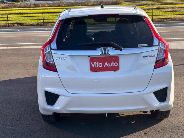 フィットハイブリッド Lパッケージ メモリーナビ フルセグTV リアカメラ スマートキー LEDヘッドライト 衝突軽減ブレーキ Bluetooth クルコン 純正15インチ鉄 ETC(13枚目)