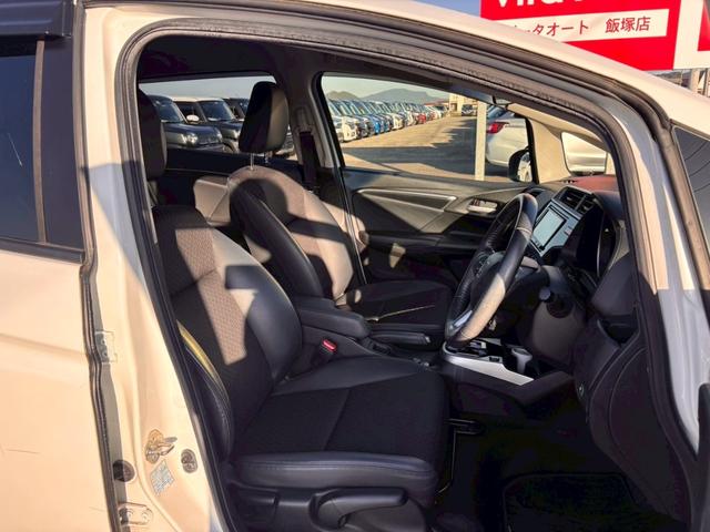 フィットハイブリッド Lパッケージ メモリーナビ フルセグTV リアカメラ スマートキー LEDヘッドライト 衝突軽減ブレーキ Bluetooth クルコン 純正15インチ鉄 ETC(40枚目)