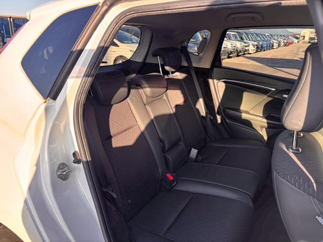 フィットハイブリッド Lパッケージ メモリーナビ フルセグTV リアカメラ スマートキー LEDヘッドライト 衝突軽減ブレーキ Bluetooth クルコン 純正15インチ鉄 ETC(41枚目)