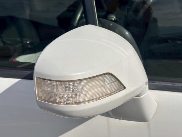 フリードハイブリッド ジャストセレクション メモリーナビ フルセグTV リアカメラ フリップダウンモニター スマートキー HIDヘッドライト 両側パワスラ Bluetooth クルコン 社外15インチアルミ ETC(16枚目)