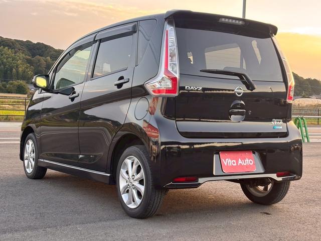 デイズ ハイウェイスター　Ｘ　メモリーナビ　フルセグＴＶ　全方位カメラ　スマートキー　ＨＩＤヘッドライト　衝突軽減ブレーキ　Ｂｌｕｅｔｏｏｔｈ　純正１４インチアルミ　ＥＴＣ（10枚目）