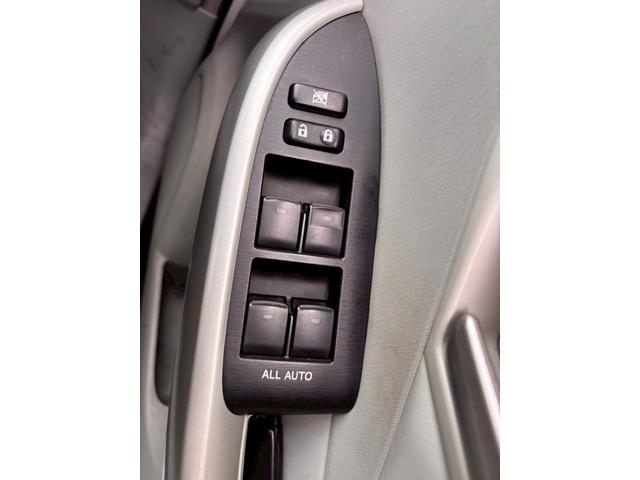 プリウス Ｇツーリングセレクション　ＨＤＤナビ　フルセグＴＶ　リアカメラ　スマートキー　ＬＥＤヘッドライト　衝突軽減ブレーキ　革シート　シートヒーター　Ｂｌｕｅｔｏｏｔｈ　クルコン　純正１７インチアルミ　ＥＴＣ（37枚目）