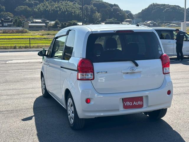 ポルテ Ｇ　ＳＤナビ　ワンセグＴＶ　リアカメラ　スマートキー　ＨＩＤヘッドライト　片側パワスラ　Ｂｌｕｅｔｏｏｔｈ　純正１５インチ鉄　ＥＴＣ（10枚目）