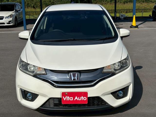 フィット １３Ｇ・Ｌパッケージ　メモリーナビ　フルセグＴＶ　スマートキー　ＬＥＤヘッドライト　前後ドラレコ　社外１４インチアルミ（4枚目）