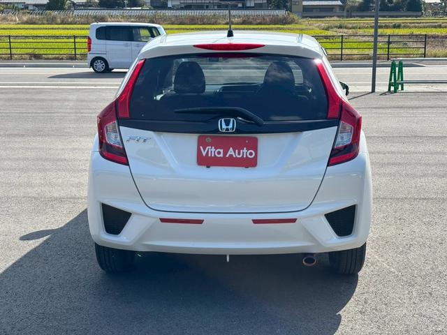 フィット １３Ｇ・Ｌパッケージ　メモリーナビ　フルセグＴＶ　スマートキー　ＬＥＤヘッドライト　前後ドラレコ　社外１４インチアルミ（12枚目）